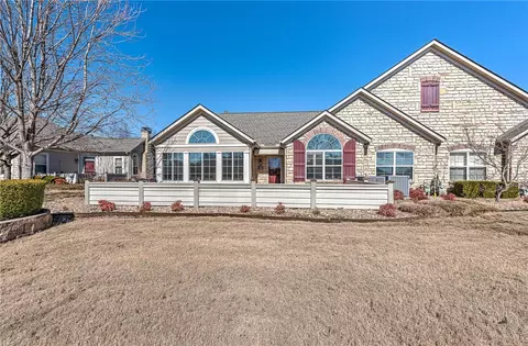 2100 W New Hope Rd #1404, Rogers, AR 72758