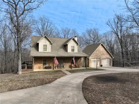 13470 Radder Ln, Gravette, AR 72736