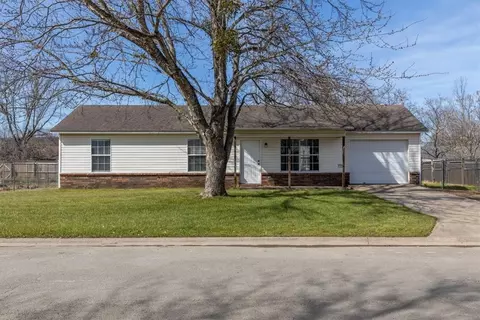 1371 Aspen Cir, Elkins, AR 72727