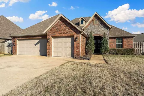 3500 SW 8th St, Bentonville, AR 72712