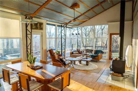 Hc 72 Box 116 177, Parthenon, AR 72666