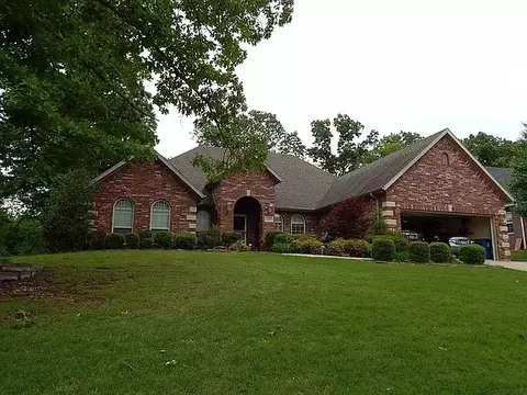 603 Sims Dr, Bentonville, AR 72712