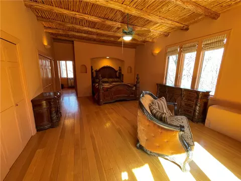 Bedroom - 462 Nc 2320, Jasper, AR 72641 photo 1 of 7