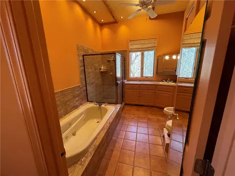 Bath - 462 Nc 2320, Jasper, AR 72641 photo 1 of 3