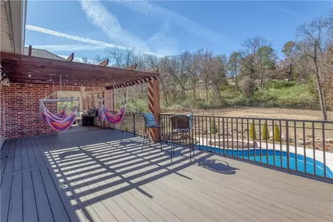 Exterior - 1108 Kensington Way, Fort Smith, AR 72903 photo 9 of 19