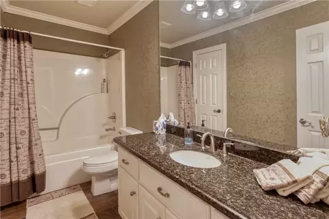 Bath - 1108 Kensington Way, Fort Smith, AR 72903 photo 9 of 9