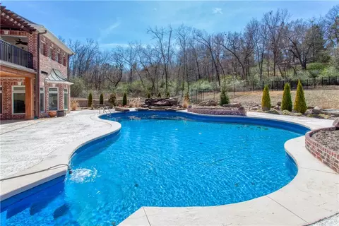 Exterior - 1108 Kensington Way, Fort Smith, AR 72903 photo 11 of 19
