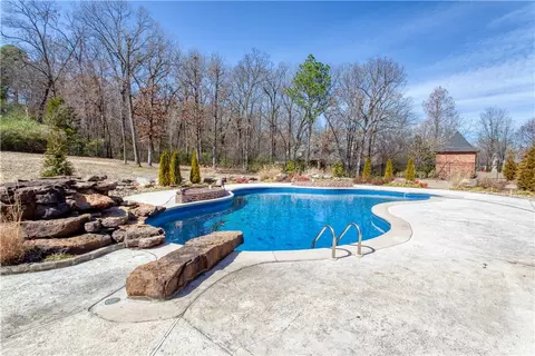 Exterior - 1108 Kensington Way, Fort Smith, AR 72903 photo 15 of 19