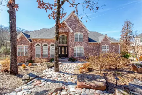 1108 Kensington Way, Fort Smith, AR 72903