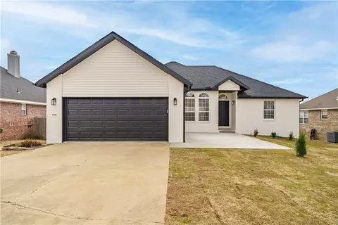 6148 W Pleasant Dr, Rogers, AR 72758
