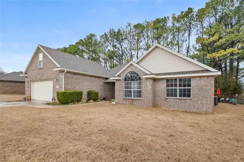 58 E Terry St, Farmington, AR 72730