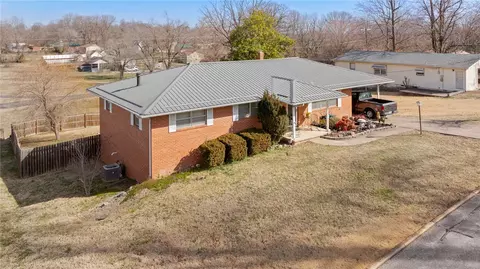 903 Sunset Ln, Harrison, AR 72601 photo 2