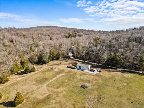 10972 Dingledine Rd, Fayetteville, AR 72701
