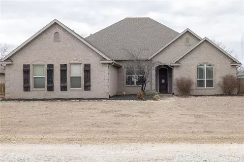 17749 Twin Maple Dr, Fayetteville, AR 72704