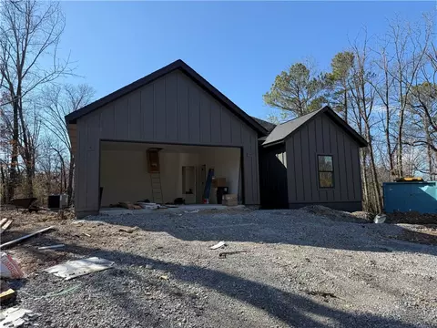 1 Castlebay Ln, Bella Vista, AR 72715