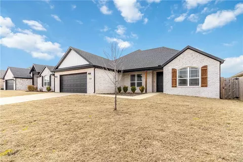 710 Copper St, Lowell, AR 72745 photo 2