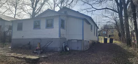 1003 Maple St, Harrison, AR 72601 photo 2
