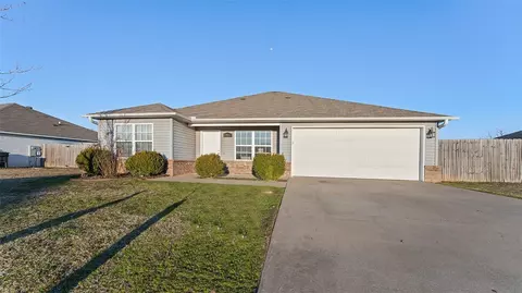 3521 Justice Dr, Springdale, AR 72764