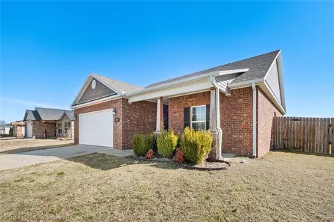 1254 S Apollo Dr, Fayetteville, AR 72701