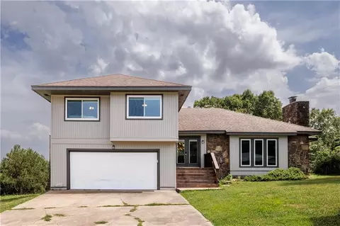1420 Twin Lakes Dr, Rogers, AR 72756