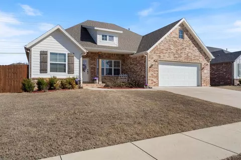 2303 Brook Ln, Siloam Springs, AR 72761
