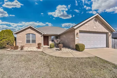 4234 W Mahogany Dr, Fayetteville, AR 72704