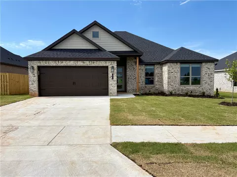 1813 Bugg St, Pea Ridge, AR 72751