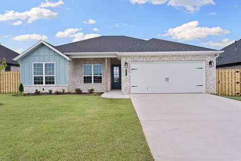 1811 Bugg St, Pea Ridge, AR 72751