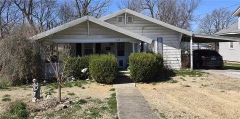 526 Spring St, Springdale, AR 72764 photo 2