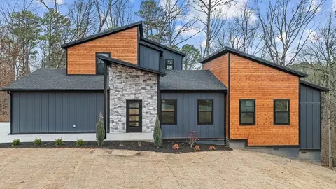 2 Clee Ln, Bella Vista, AR 72714