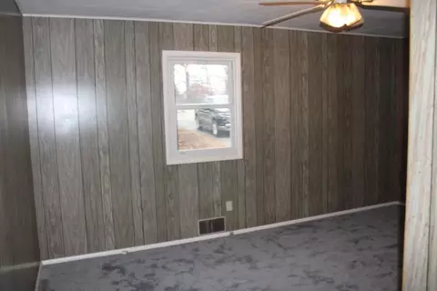 Bedroom - 7010 Limestone Ln, Harrison, AR 72601 photo 3 of 5