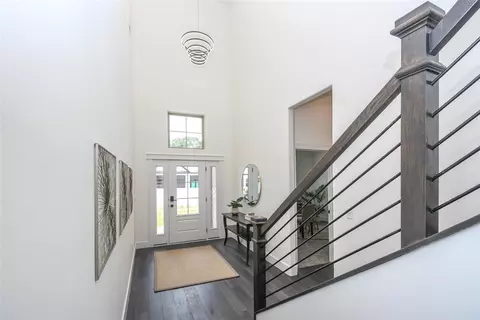 Entry Way - 440 Rainforest Loop, Centerton, AR 72719 photo 5 of 7