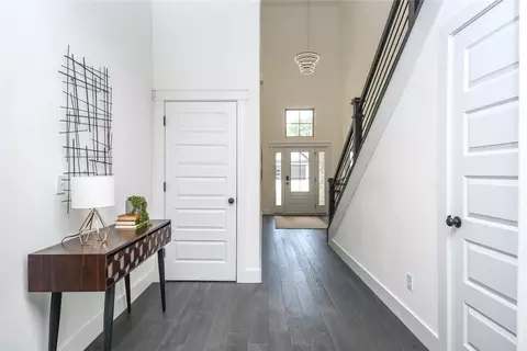 Entry Way - 440 Rainforest Loop, Centerton, AR 72719 photo 4 of 7