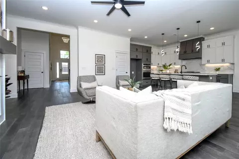 Entry Way - 440 Rainforest Loop, Centerton, AR 72719 photo 6 of 7