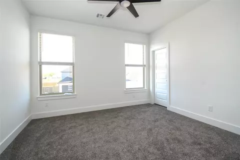 Bedroom - 430 Rainforest Loop, Centerton, AR 72719 photo 5 of 7