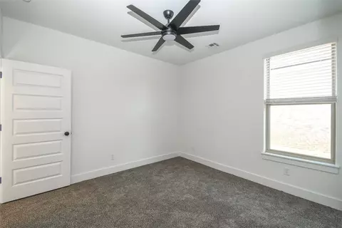 Bedroom - 430 Rainforest Loop, Centerton, AR 72719 photo 6 of 7