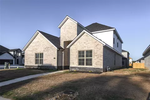 430 Rainforest Loop, Centerton, AR 72719