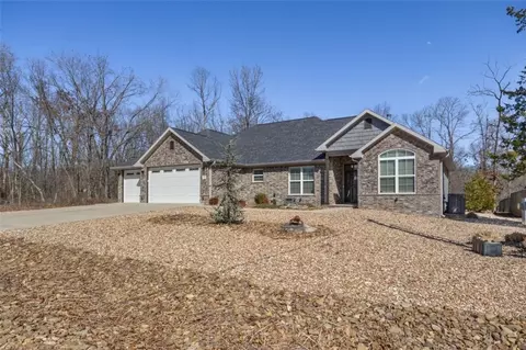 12 Canobie Ln, Bella Vista, AR 72715