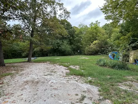 Snow Court, Everton, AR 72633