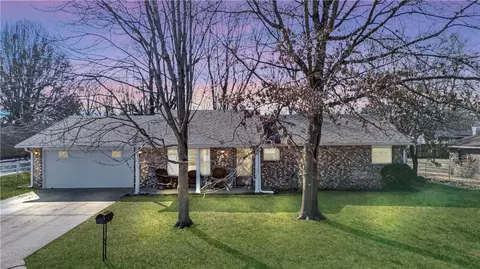 1600 Daline St, Springdale, AR 72762