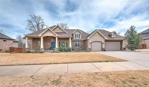 1304 NW Angel Falls Rd, Bentonville, AR 72712