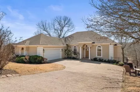26 Cromarty Ln, Bella Vista, AR 72715