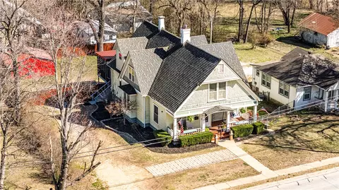707 S Pine St, Harrison, AR 72601