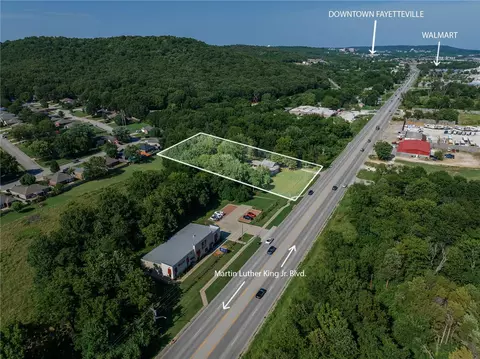 3710 W Martin Luther King Jr Blvd, Fayetteville, AR 72704