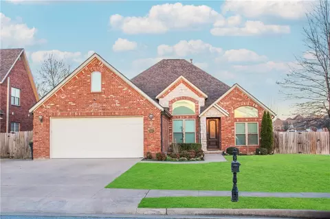 3093 Napa Ln, Springdale, AR 72764