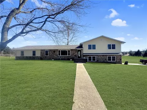 189 Cedar Rd, Harrison, AR 72601 photo 2