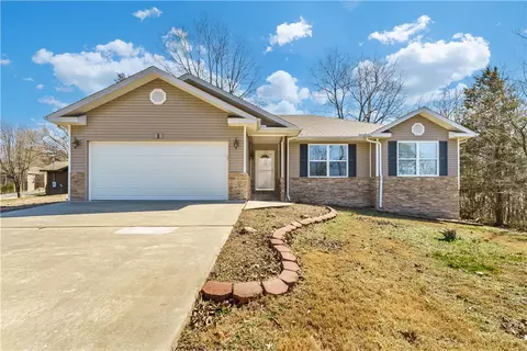 1 Marazion Ln, Bella Vista, AR 72714