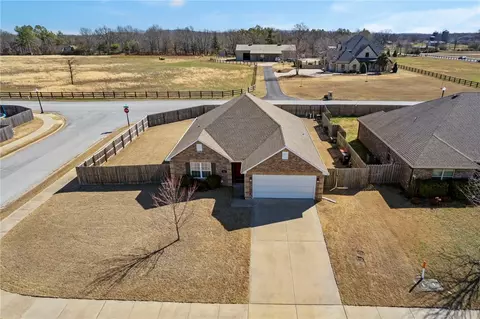 View/Area - 3825 Baltic St, Springdale, AR 72762 photo 1 of 8