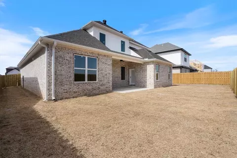 Exterior - 311 Rainforest Loop, Centerton, AR 72719 photo 3 of 4