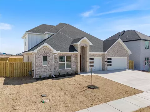 Exterior - 311 Rainforest Loop, Centerton, AR 72719 photo 2 of 4